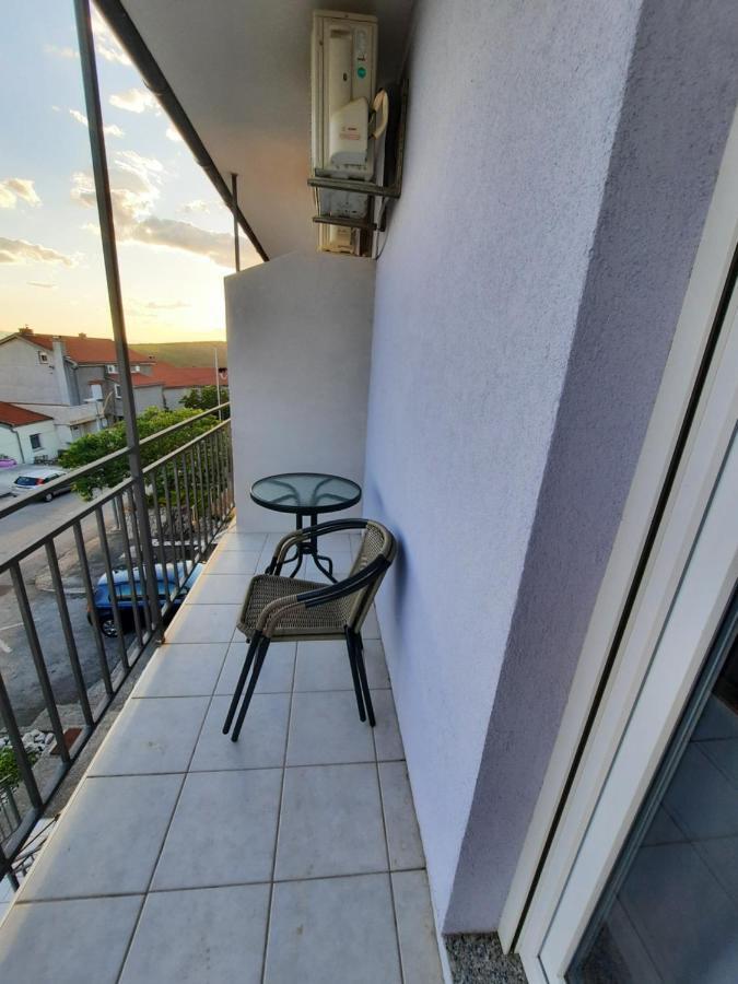 Apartmani Gabrijel Novi Vinodolski Kültér fotó