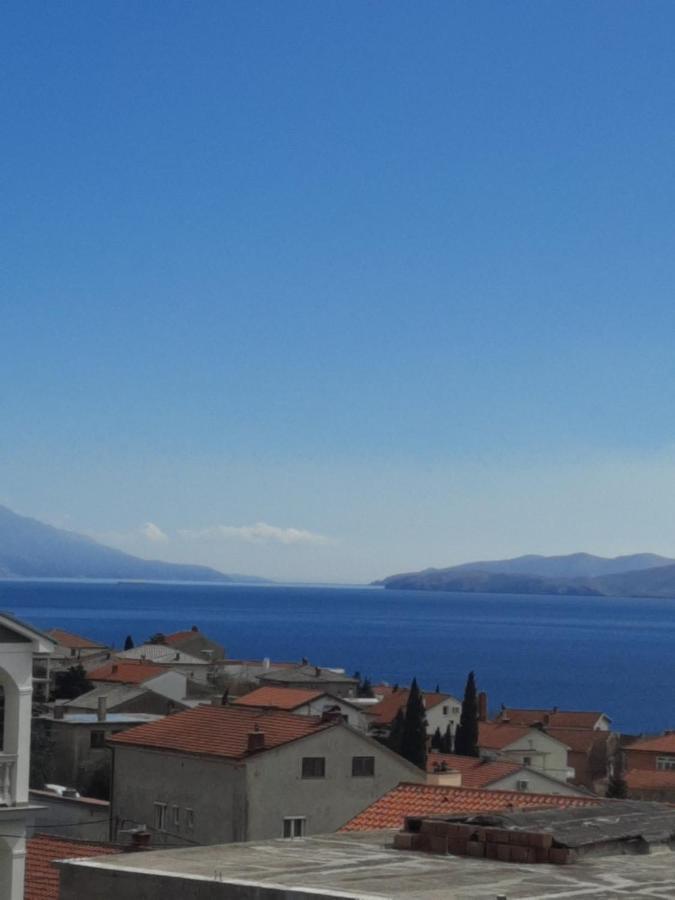 Apartmani Gabrijel Novi Vinodolski Kültér fotó