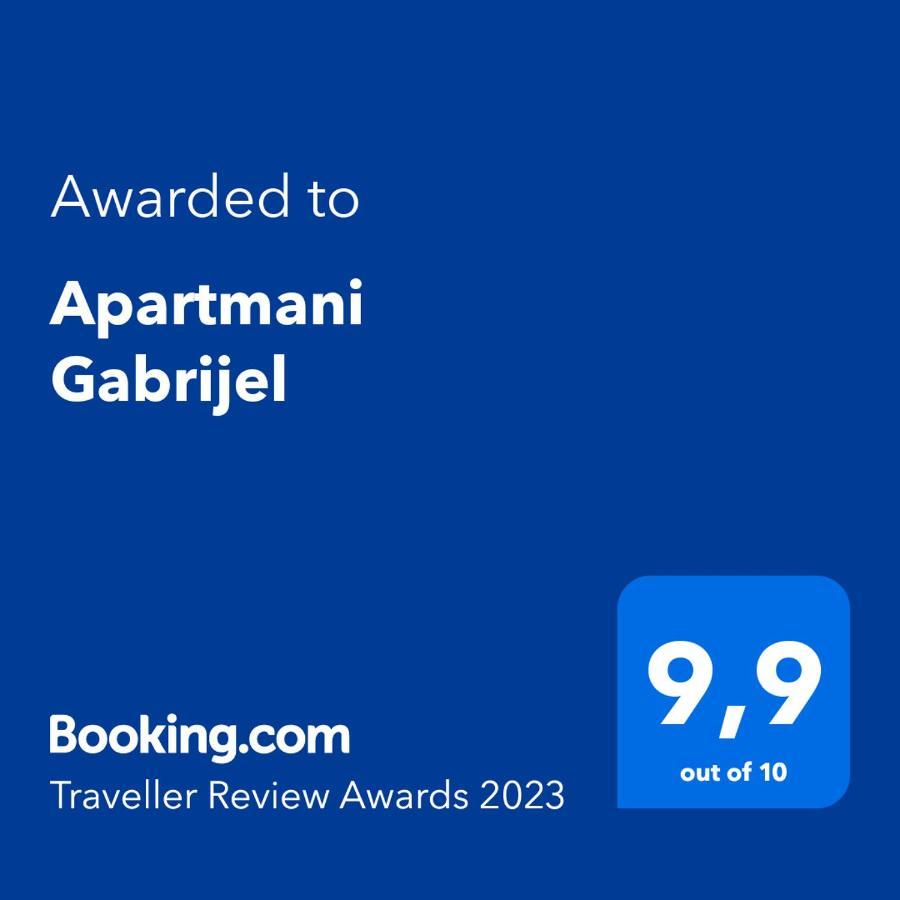 Apartmani Gabrijel Novi Vinodolski Kültér fotó